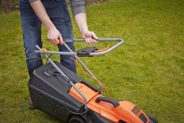 Tondeuse électrique filaire — Black+ Decker EMAX32