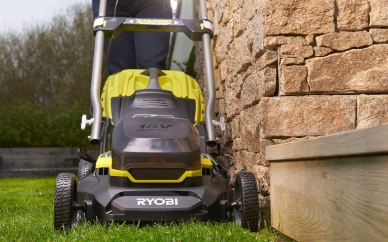 Tondeuse électrique sans fil – RYOBI RY18LMX40A – Brushless – 40 cm